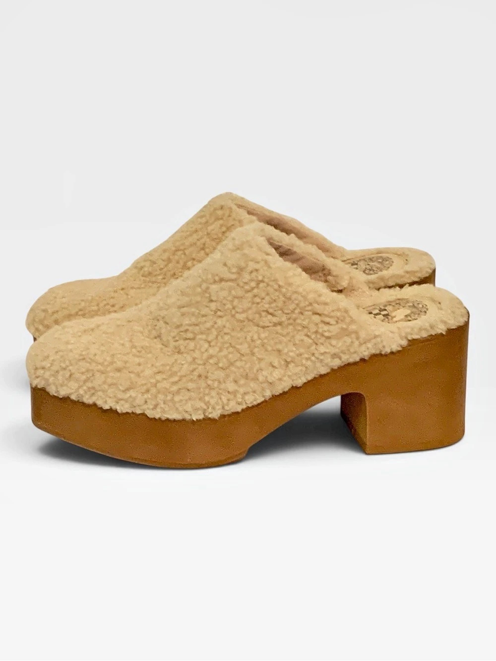 NWOT Vince Camuto Rimindel Faux Shearling Platform Mule Clogs Cream 5.5 / 36